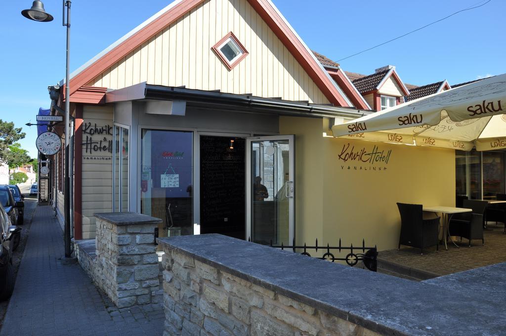 Vanalinna Boutique Hotel Kuressaare Exterior photo